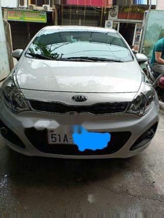 Kia Rio   2014 - Bán Kia Rio sản xuất năm 2014, màu bạc, số tự động