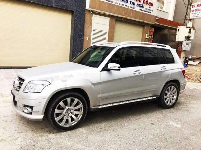 Mercedes-Benz GLK Class   300  2010 - Chính chủ bán Mercedes GLK300 đời 2010, màu bạc, xe nhập