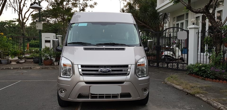 Ford Transit MT 2014 - Ban Ford Transit Luxury 2014 máy dầu, số sàn, màu bạc rất đẹp