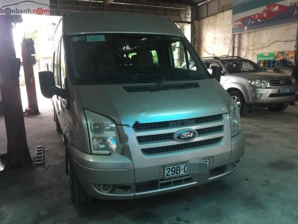 Ford Transit 2.4L 2012 - Cần bán lại xe Ford Transit 2.4L sản xuất năm 2012, màu bạc chính chủ, giá tốt