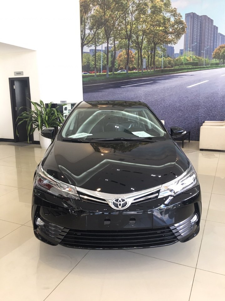 Toyota Corolla altis 1.8G 2018 - Bán Toyota Corolla Altis 1.8G AT đủ màu, giao xe ngay, hỗ trợ ngân hàng lãi suất ưu đãi