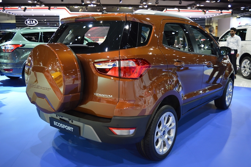 Ford EcoSport Titanium 2018 - Ford Ecosport 2018, trả góp với 150tr giao xe, chạy số, KM tặng phụ kiện, tặng bảo hiểm, giảm giá xe, LH: 0931.252.839