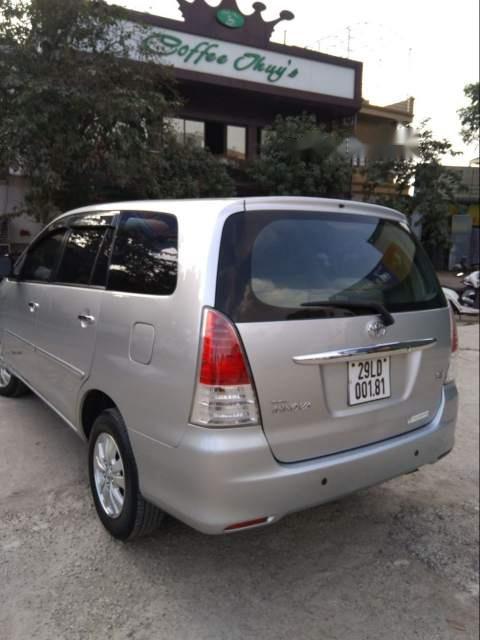 Toyota Innova MT  2011 - Bán ô tô Toyota Innova MT đời 2011, màu bạc, 475 triệu