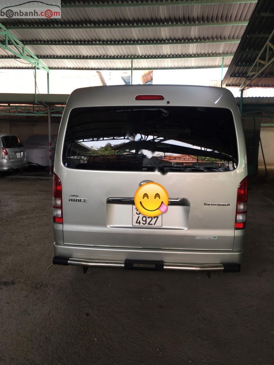 Toyota Hiace Super Wagon 2.7 2006 - Cần bán xe Toyota Hiace Super Wagon 2.7 năm sản xuất 2006, màu bạc