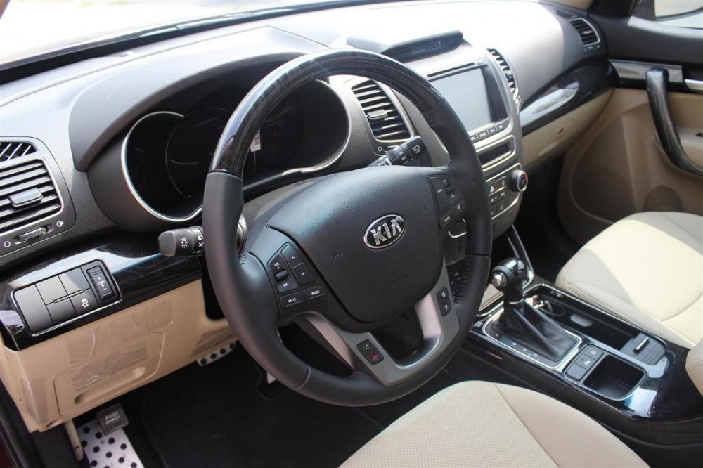 Kia Sorento 2.4L 2018 - Kia Sorento 2018, trả trước 210 triệu nhận xe ngay