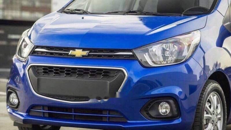 Chevrolet Spark 2018 - Bán Chevrolet Spark sản xuất 2018, màu xanh lam, xe mới