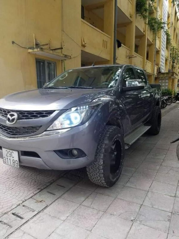 Mazda BT 50  3.2  2014 - Cần bán Mazda BT 50 3.2 sản xuất năm 2014, màu xám, xe nhập, giá tốt