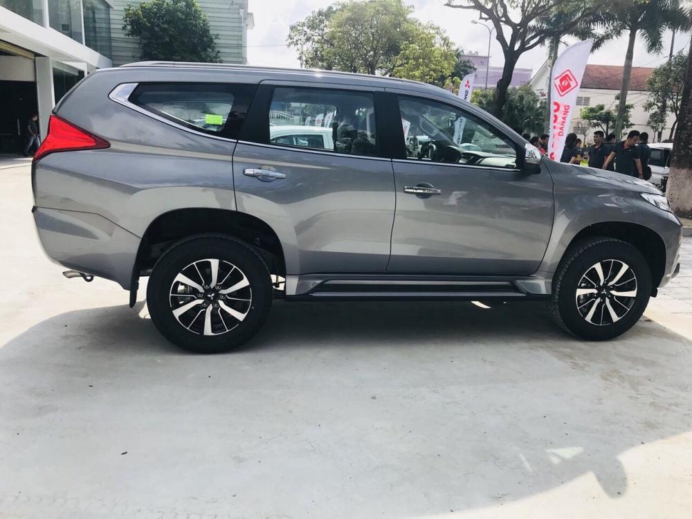 Mitsubishi Pajero Sport D 4x2 AT 2018 - Bán Mitsubishi Pajero Sport D 4x2 AT, giao ngay, màu xám (ghi), nhập khẩu nguyên chiếc