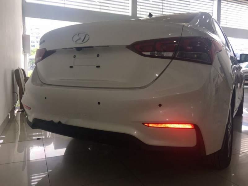 Hyundai Accent   1.4 AT  2018 - Hyundai Kinh Dương Vương bán Hyundai Accent 1.4 AT 2018, màu trắng, xe nhập