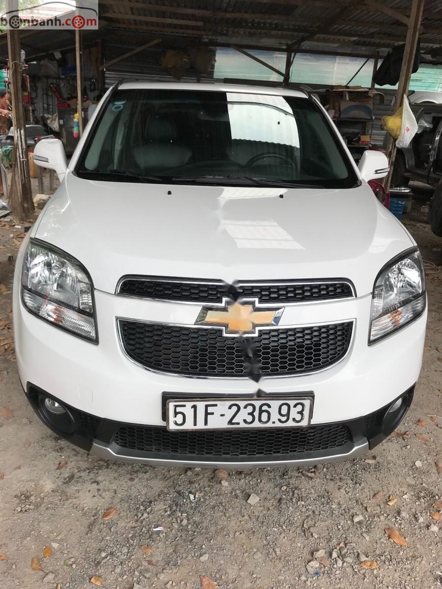 Chevrolet Orlando LTZ 1.8 AT 2015 - Cần bán gấp Chevrolet Orlando LTZ 1.8 AT đời 2015, màu trắng