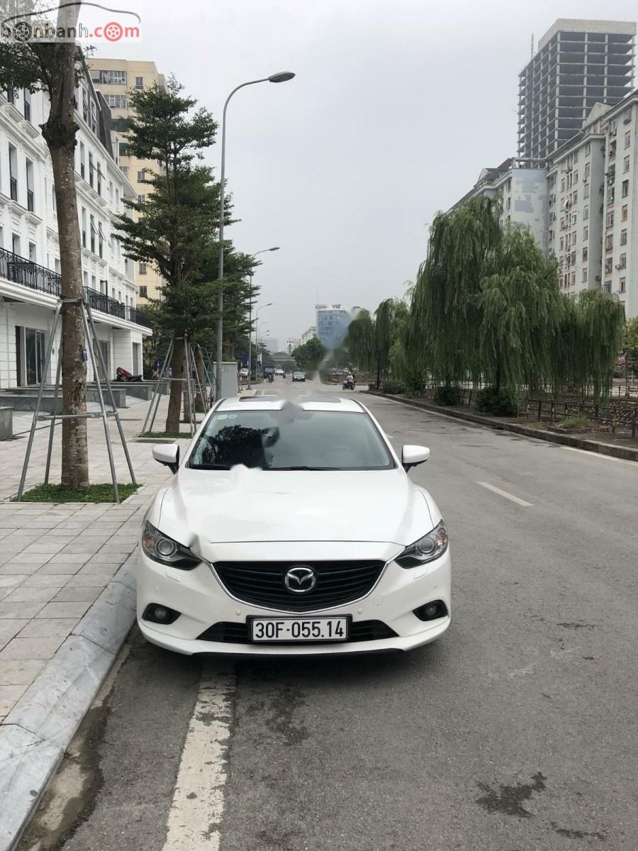 Mazda 6 2.0 AT 2014 - Cần bán lại xe Mazda 6 2.0 AT năm sản xuất 2014, màu trắng, nhập khẩu