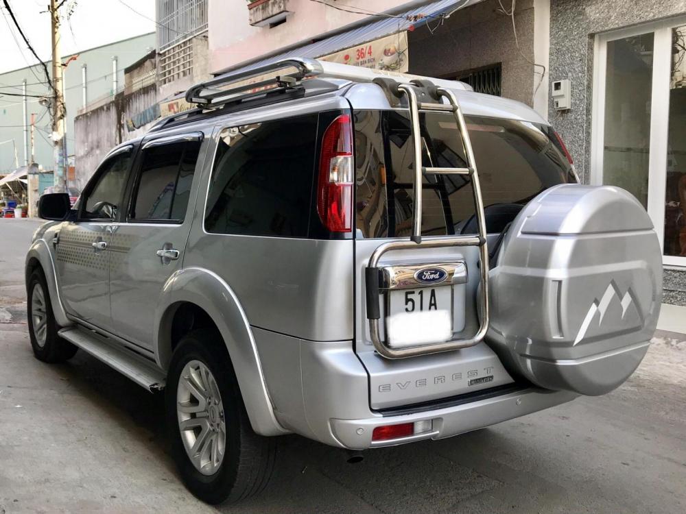 Ford Everest 2.5L 4x2 AT Limited 2013 - Bán Ford Everest Limited 4x2 AT, Sx 2013, ĐK 3/2014 màu bạc