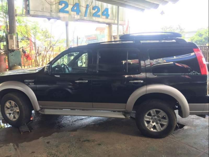 Ford Everest 2008 - Cần bán Ford Everest đời 2008, màu đen xe gia đình