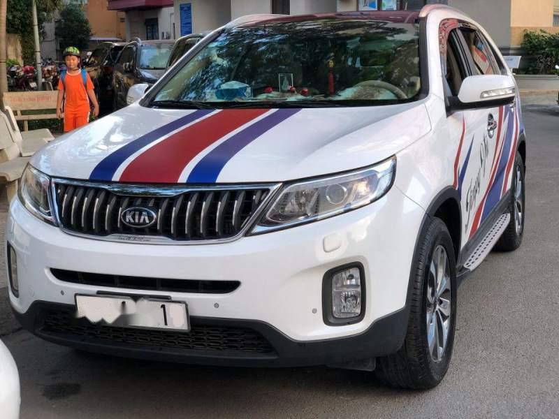 Kia Sorento 2018 - Bán xe Kia Sorento sản xuất năm 2018, màu trắng giá cạnh tranh