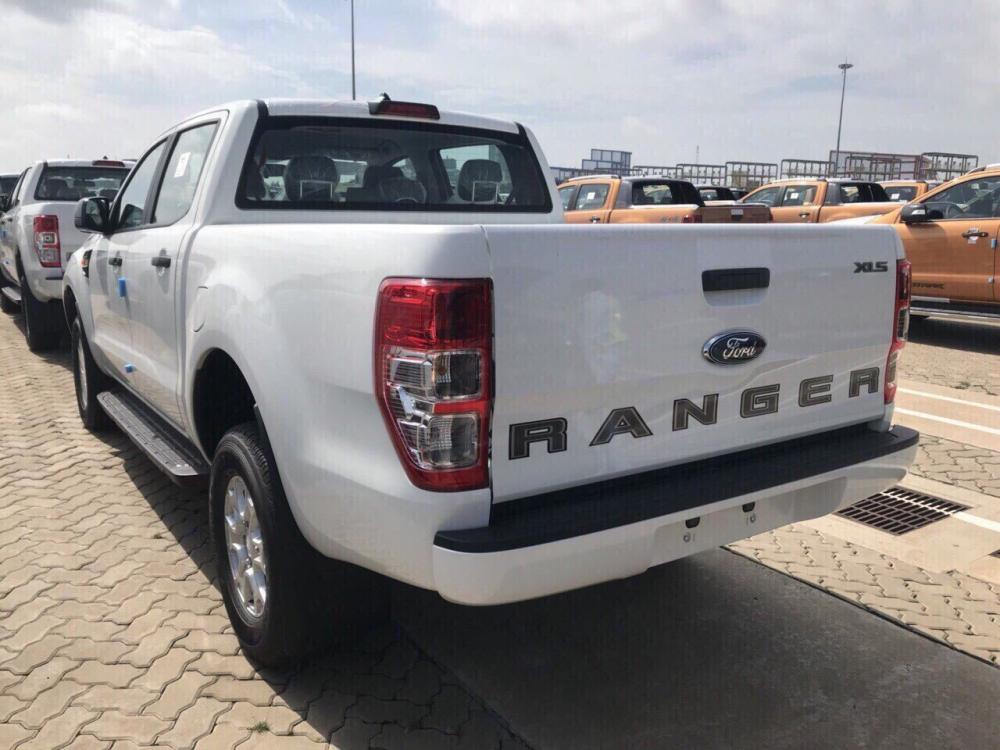 Ford Ranger 2.2 AT 4x2 2018 - Ranger XLS AT sx 2018 trắng hot nhất thị trường, giao ngay. Hotline: 096.345.5529