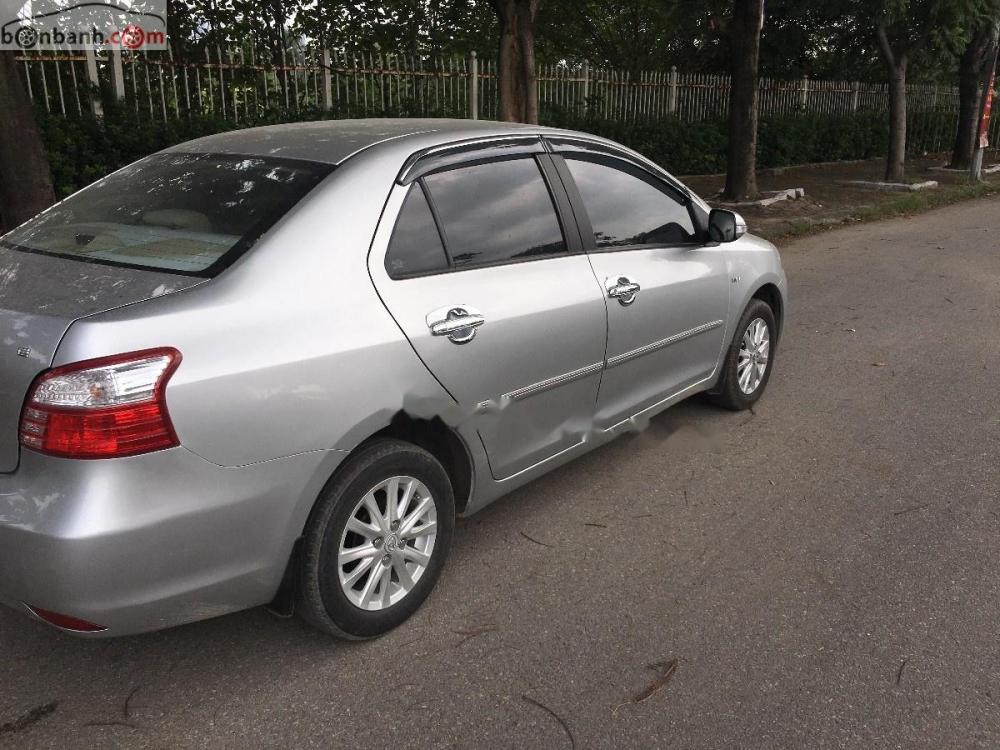 Toyota Vios 1.5 MT 2012 - Bán ô tô Toyota Vios 1.5 MT đời 2012, màu bạc chính chủ