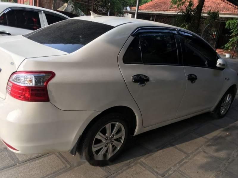 Toyota Vios 2010 - Cần bán xe Toyota Vios 2010, màu trắng, giá chỉ 226 triệu