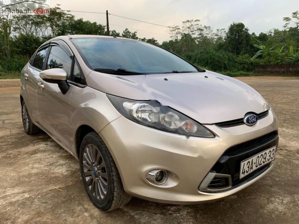 Ford Fiesta 1.6 AT 2011 - Cần bán lại xe Ford Fiesta 1.6 AT sản xuất 2011 như mới