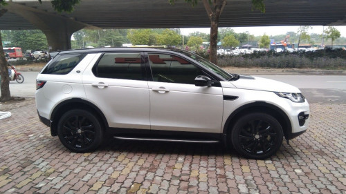 LandRover Discovery 2015 - Bán LandRover Discovery sản xuất 2015, màu trắng, xe nhập