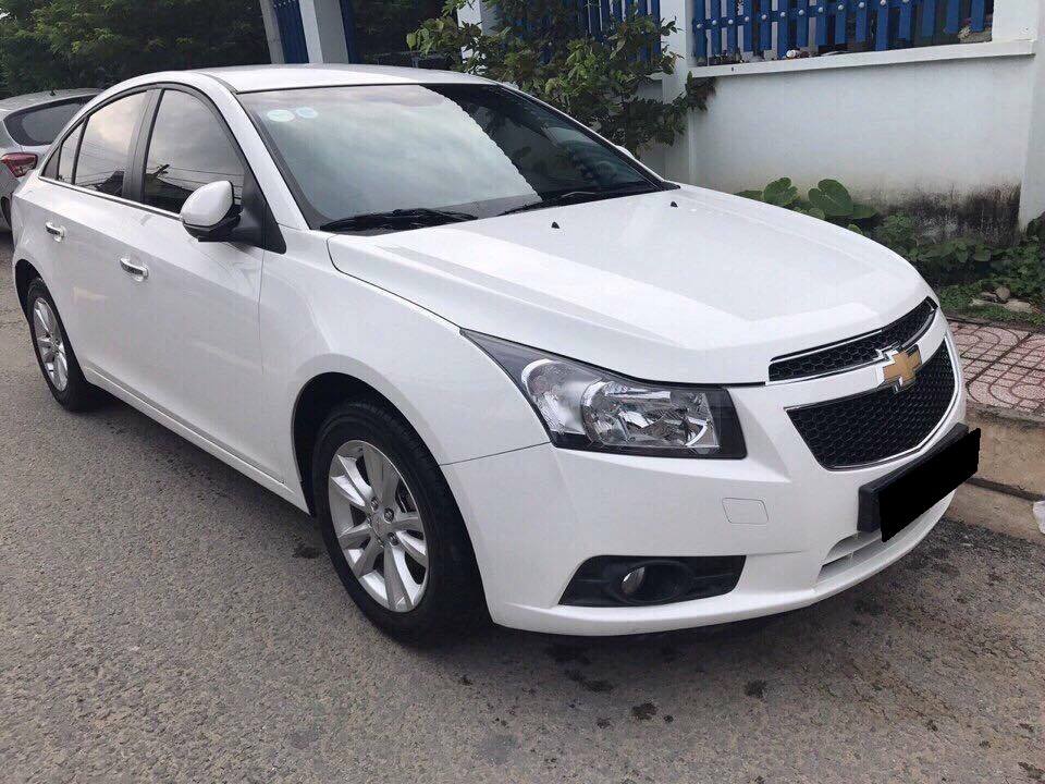 Chevrolet Cruze LS  2015 - Cần bán xe Chevrolet Cruze 2015 màu trắng ngọc trai