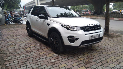 LandRover Discovery 2015 - Bán LandRover Discovery sản xuất 2015, màu trắng, xe nhập