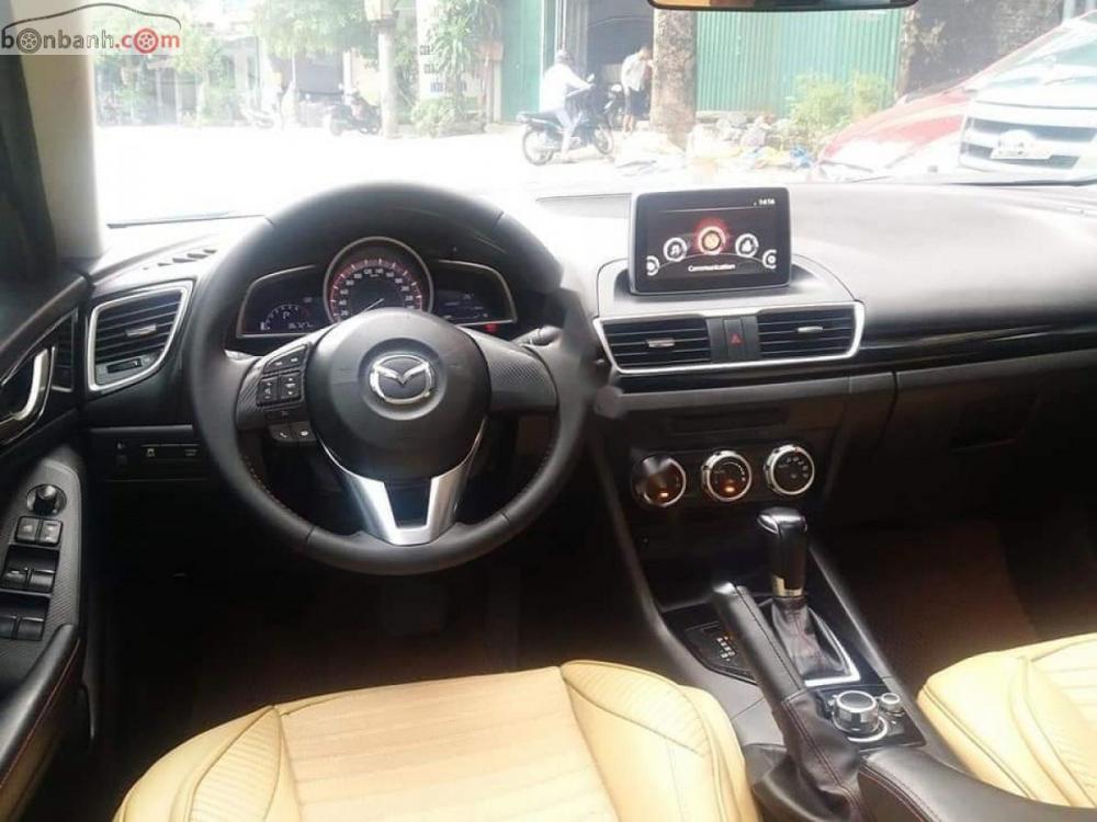 Mazda 3 1.5 AT 2015 - Cần bán Mazda 3 1.5 AT năm 2015, màu đen số tự động