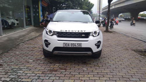 LandRover Discovery 2015 - Bán LandRover Discovery sản xuất 2015, màu trắng, xe nhập