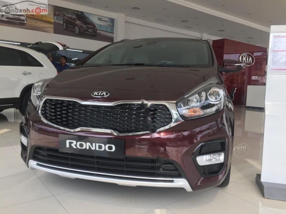 Kia Rondo GAT 2018 - Cần bán Kia Rondo GAT 2018, màu đỏ, giá 669tr