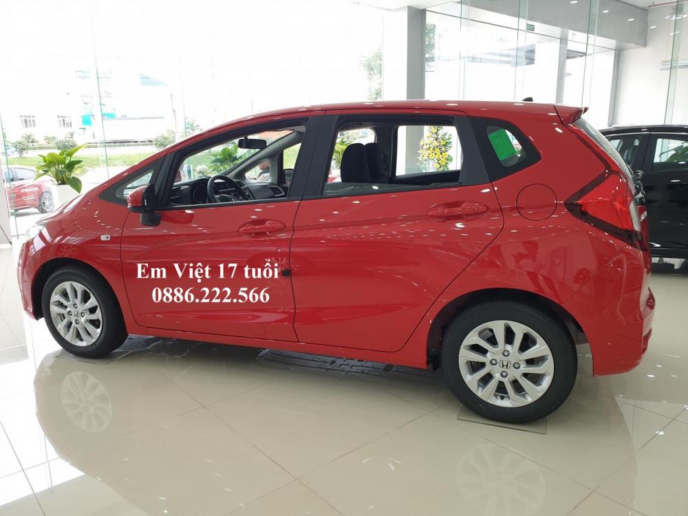 Honda Jazz V 2018 - Đặt xe Jazz - Tặng quà thả ga. Gọi ngay 0886.222.566 để nhận ưu đãi lên đến 40 triệu đồng