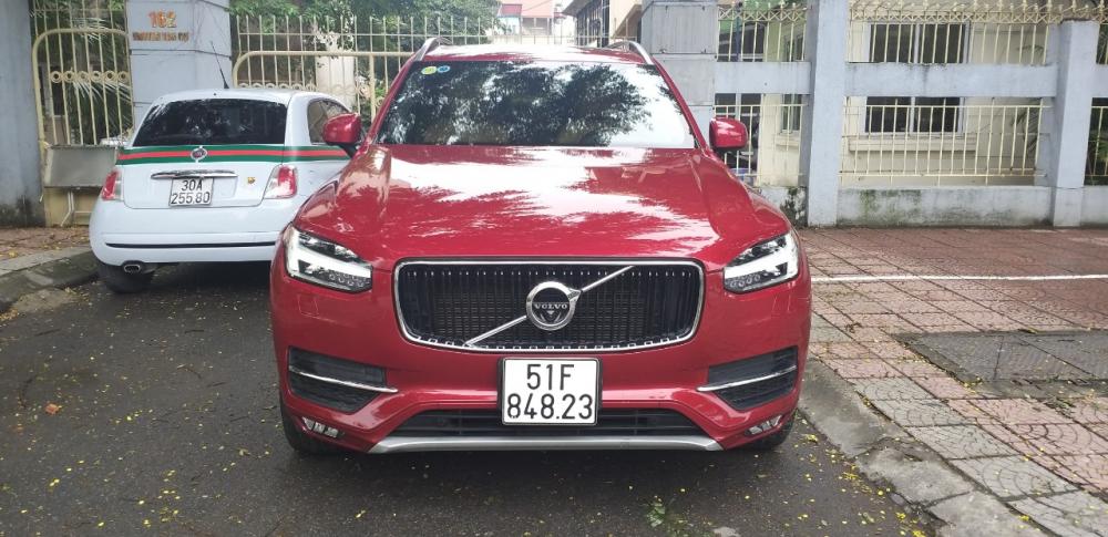 Volvo XC90 2015 - Bán ô tô Volvo XC90 Momentum T6 2.0 đời 2016, màu đỏ, nhập khẩu