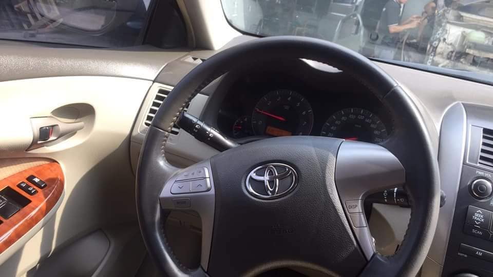 Toyota Corolla altis G 2009 - Cần bán gấp Toyota Altis 2009 số sàn, màu đen