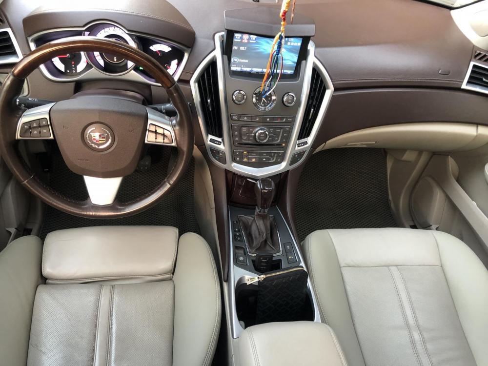 Cadillac SRX 3.6 SRX 2010 - Bán Cadillac SRX 3.6 màu trắng, sản xuất 12/2010 model 2011, nhập khẩu Mỹ, biển Hà Nội