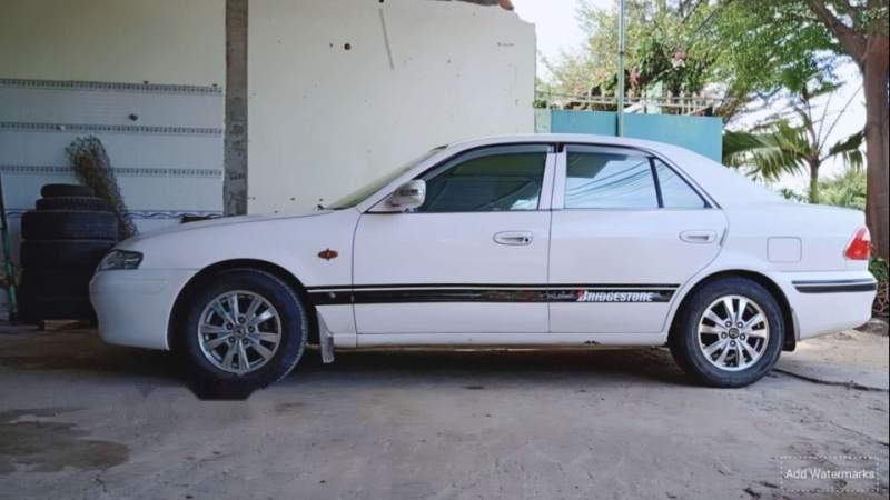 Mazda 626 2001 - Cần bán lại xe Mazda 626 năm sản xuất 2001, màu trắng, giá chỉ 170 triệu