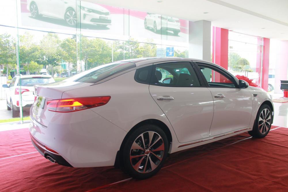 Kia Optima 2018 - Kia Bà Rịa Vũng Tàu- Bán xe Optima 2018 phân khúc D, giá tốt, quà tặng hấp dẫn, giảm ngay tiền mặt