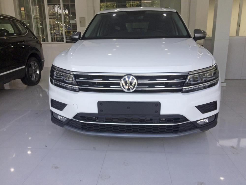 Volkswagen Tiguan Allspace 2018 - Bán xe Volkswagen Tiguan Allspace nhập khẩu nguyên chiếc