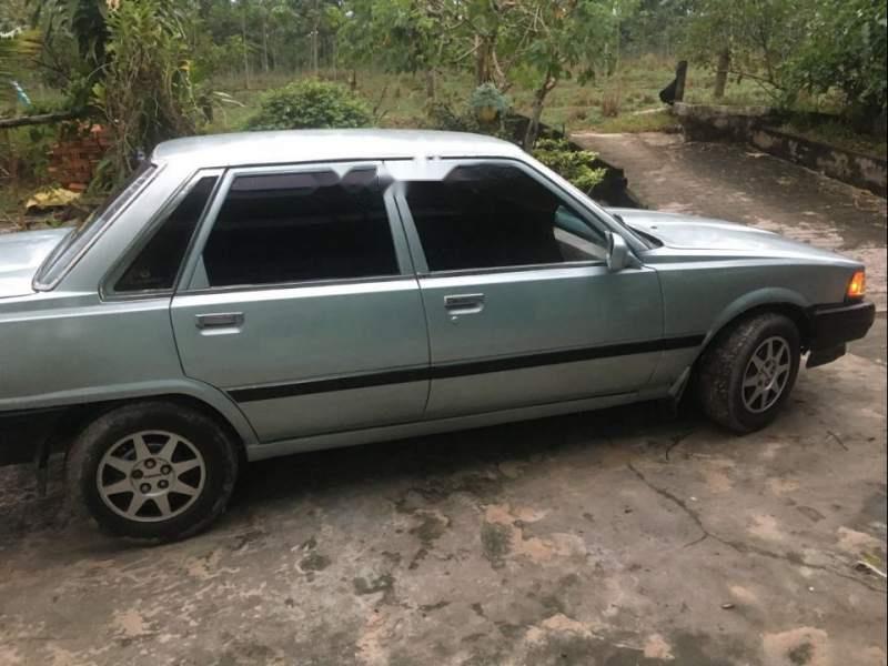 Toyota Vista 1982 - Cần bán xe Toyota Vista đời 1982, màu bạc, nhập khẩu nguyên chiếc, giá tốt