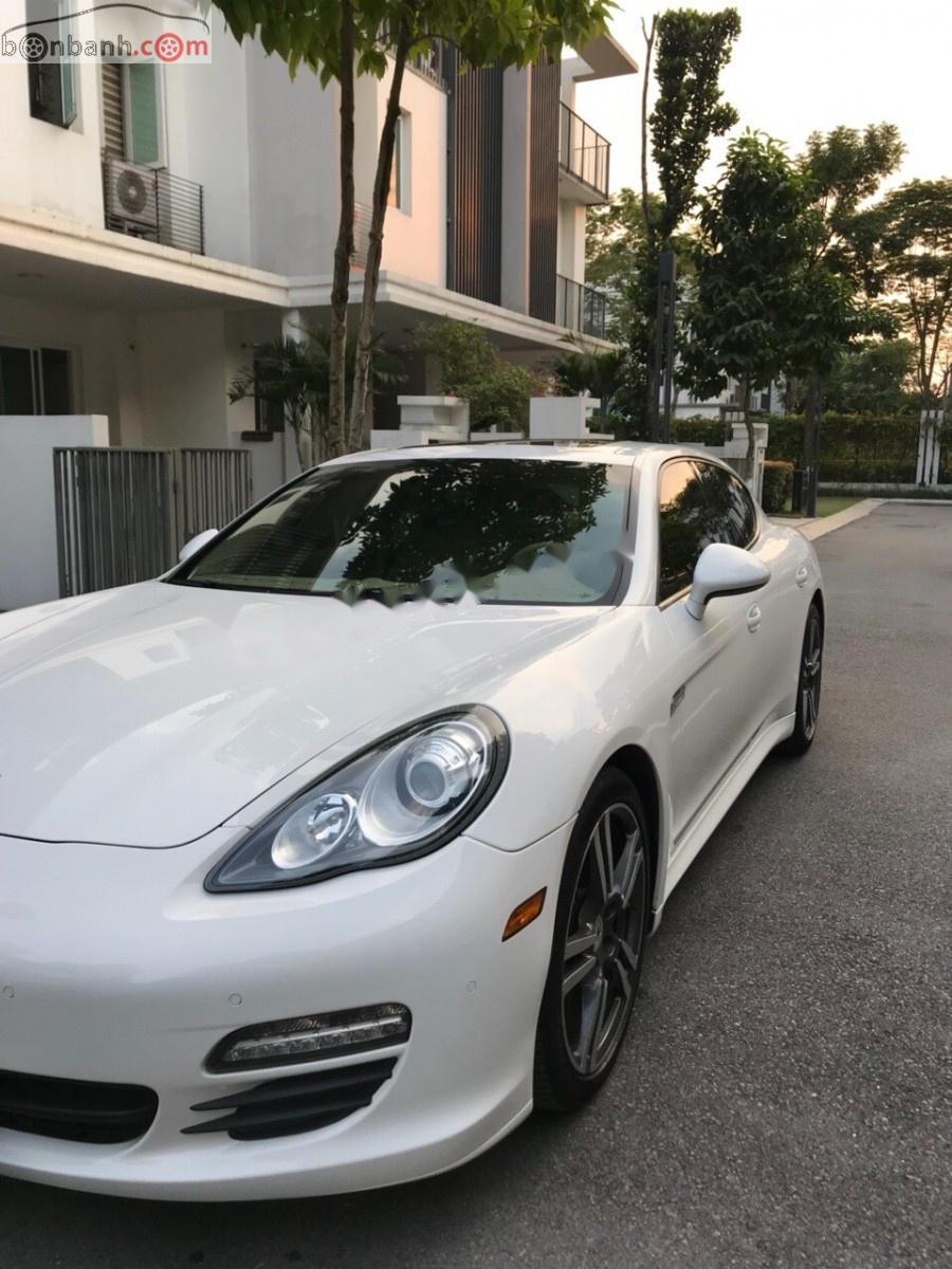 Porsche Panamera 3.6 V6 2010 - Chính chủ bán Porsche Panamera 3.6 V6 năm sản xuất 2010, màu trắng, nhập khẩu