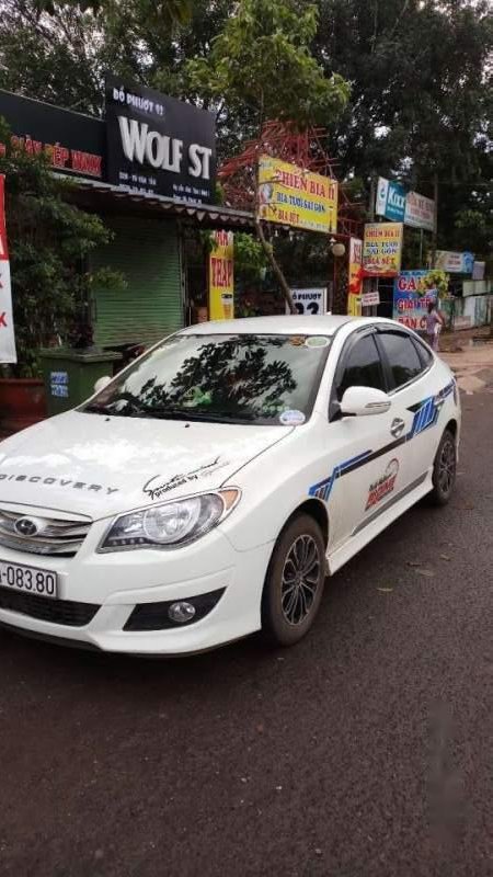 Hyundai Avante 2013 - Bán Hyundai Avante sản xuất năm 2013, màu trắng, 350tr