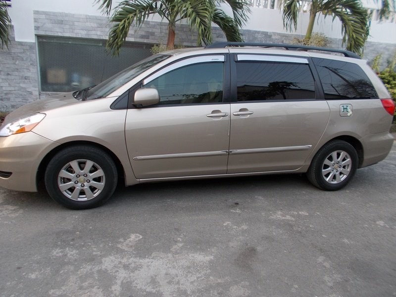 Toyota Sienna LE 2006 - Bán Toyota Sienna LE 2006, Đk 2007, nhập Mỹ, xe còn rất đẹp