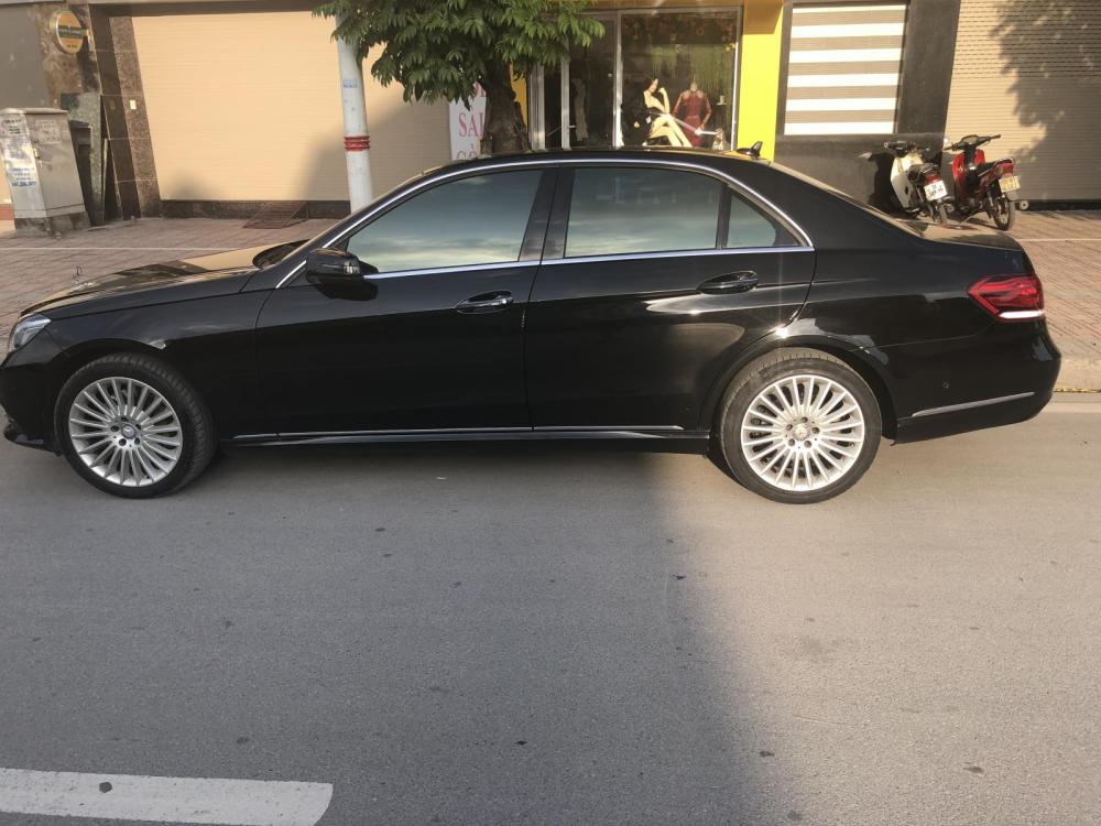 Mercedes-Benz E class E400 2014 - Bán xe Mercedes E400 đời 2015, màu đen