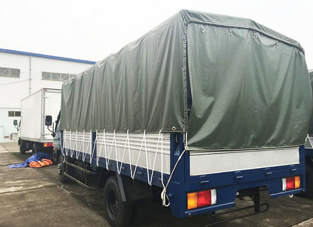 Xe tải 5 tấn - dưới 10 tấn 2018 - Bán xe Hyundai HD70 Đồng Vàng