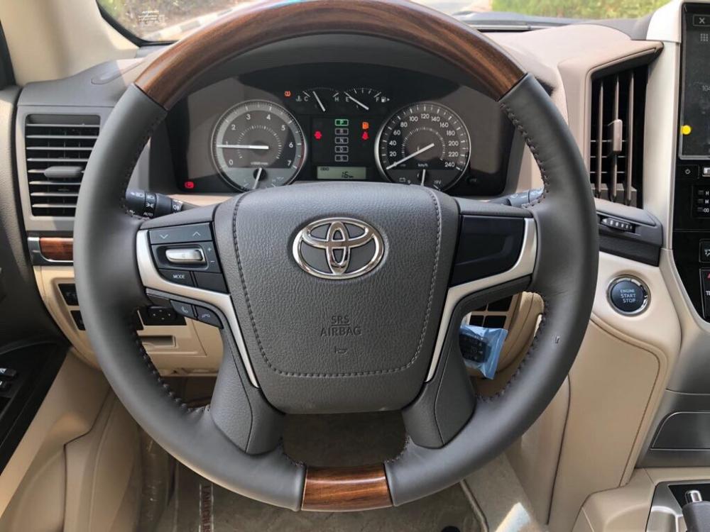 Toyota Land Cruiser 2016 - Cần bán xe Toyota Land Cruiser 2016, màu trắng, xe nhập, giá tốt