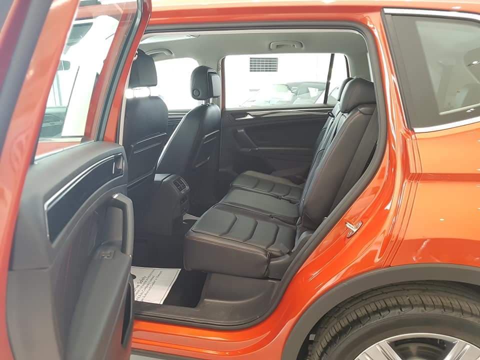 Volkswagen Tiguan E 2019 - Bán ô tô Volkswagen Tiguan E sản xuất 2019, màu đỏ, nhập khẩu nguyên chiếc