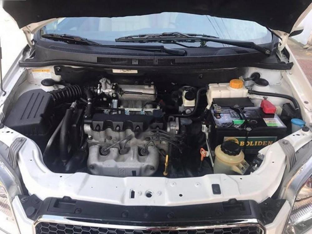 Chevrolet Aveo LTZ 1.5 AT 2015 - Bán Chevrolet Aveo LTZ 1.5 AT sản xuất năm 2015, màu trắng
