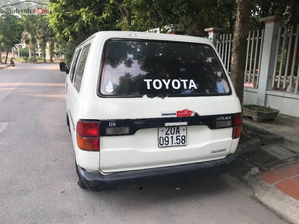 Toyota Liteace DX 1992 - Cần bán xe Toyota Liteace DX đời 1992, màu trắng, nhập khẩu nguyên chiếc, 75 triệu