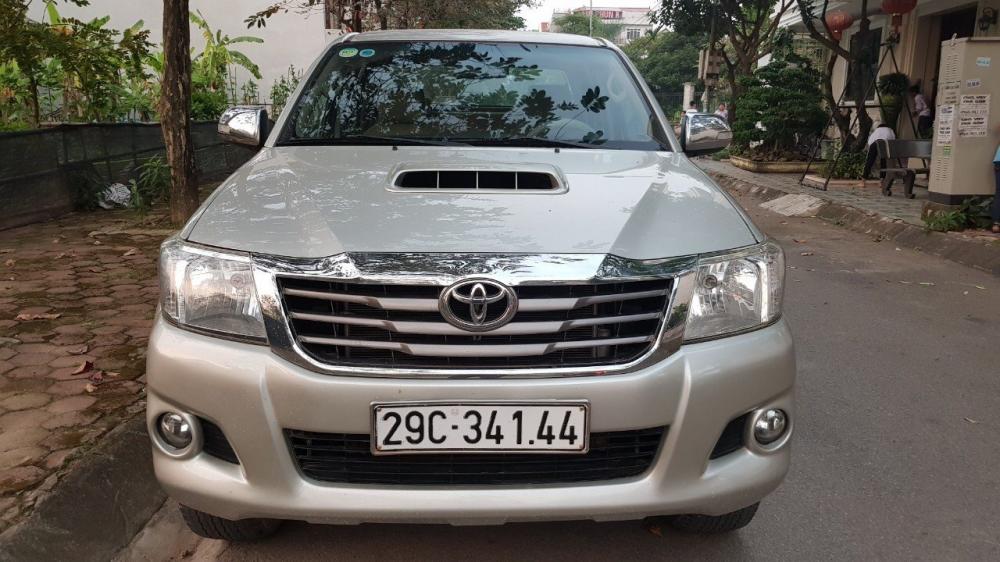 Toyota Hilux E 2014 - Chợ ô tô Giải phóng bán Toyota Hilux E