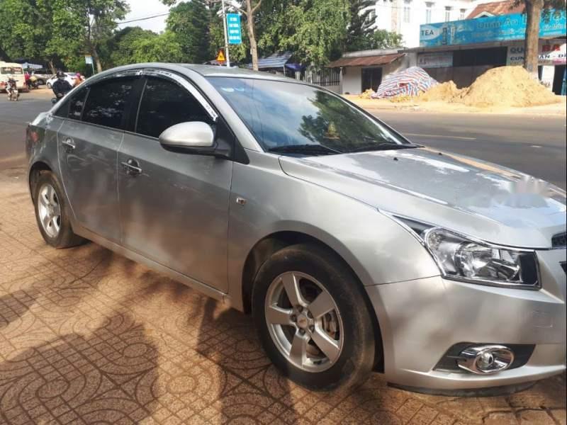 Chevrolet Cruze MT 2012 - Cần bán xe Chevrolet Cruze MT năm 2012 đẹp như mới, 345tr