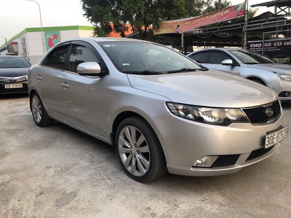 Kia Forte MT 2011 - Cần bán xe Kia Forte MT sản xuất 2011, màu bạc, 335 triệu