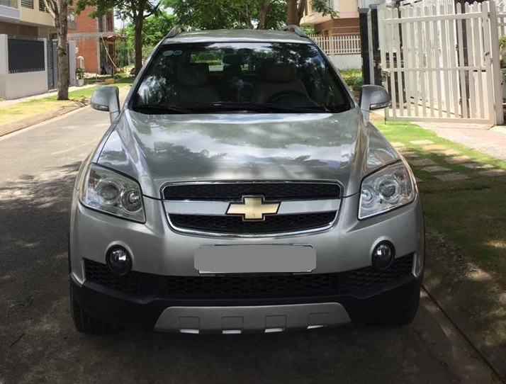 Chevrolet Captiva LTZ 2004 - Bán Chevrolet Captiva LTZ tự động 2009 màu bạc xe rất đẹp nhé