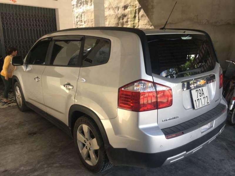 Chevrolet Orlando    AT 2017 - Bán Chevrolet Orlando AT 2017, màu bạc, xe chính chủ từ đầu